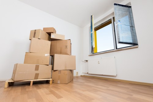 Careful transport of home furniture for a Docklands move
